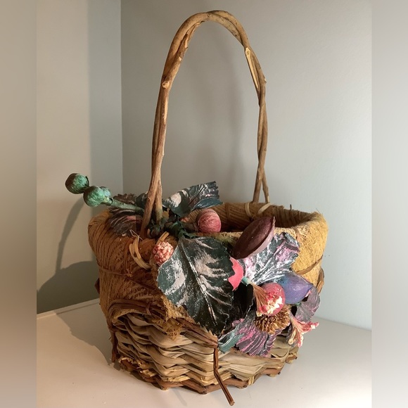 NEW vintage twig-wood wicker basket - Picture 2 of 11